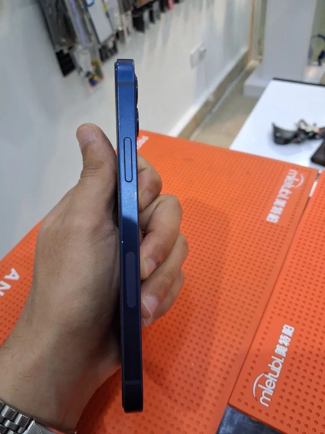 اپل iPhone 12 با حافظهٔ ۱۲۸ گیگابایت|موبایل|اندیشه, اندیشه فاز ۱|دیوار