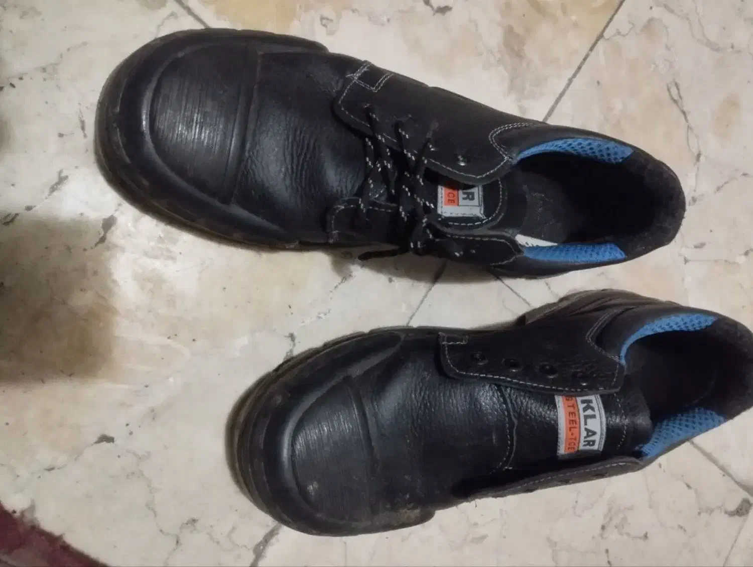 کفش کار ایمنی|فعالیت داوطلبانه تحقیقاتی|ری, سرتخت|دیوار