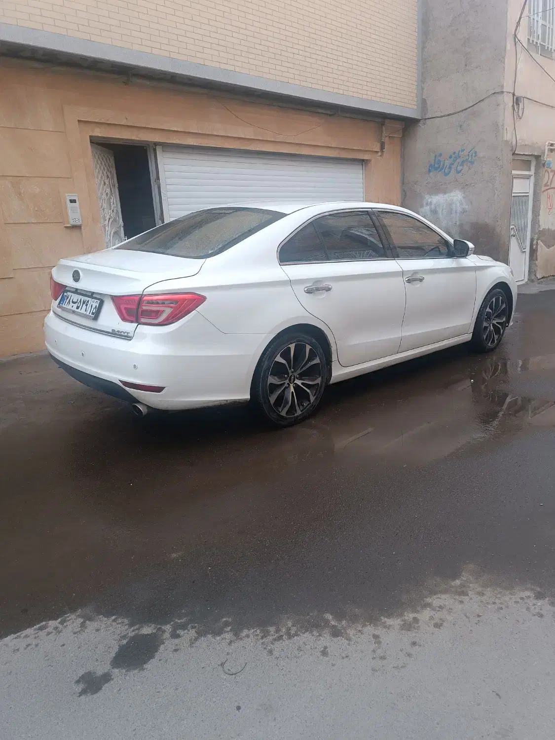 لیفان ۸۲۰|خودرو سواری و وانت|تبریز, |دیوار