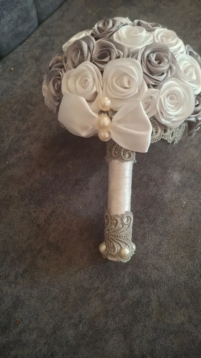 دسته گل عقد ربانی سفید طوسی|گل مصنوعی|کرج, کرج نو|دیوار