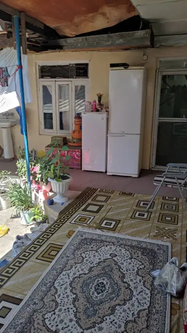 ویلایی دو نبش به همراه یک باب مغازه /غازیان|فروش خانه و ویلا|بندر انزلی, معلم|دیوار
