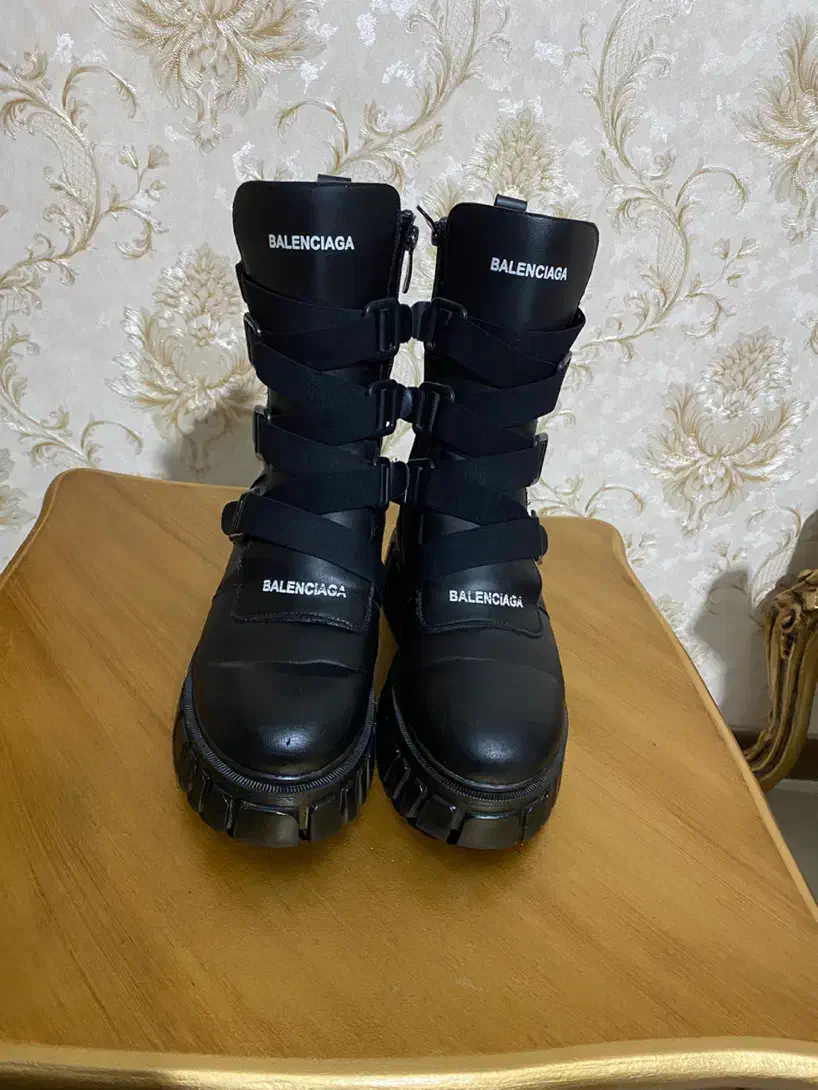 بوت|کیف، کفش، کمربند|اصفهان, فرهنگیان|دیوار