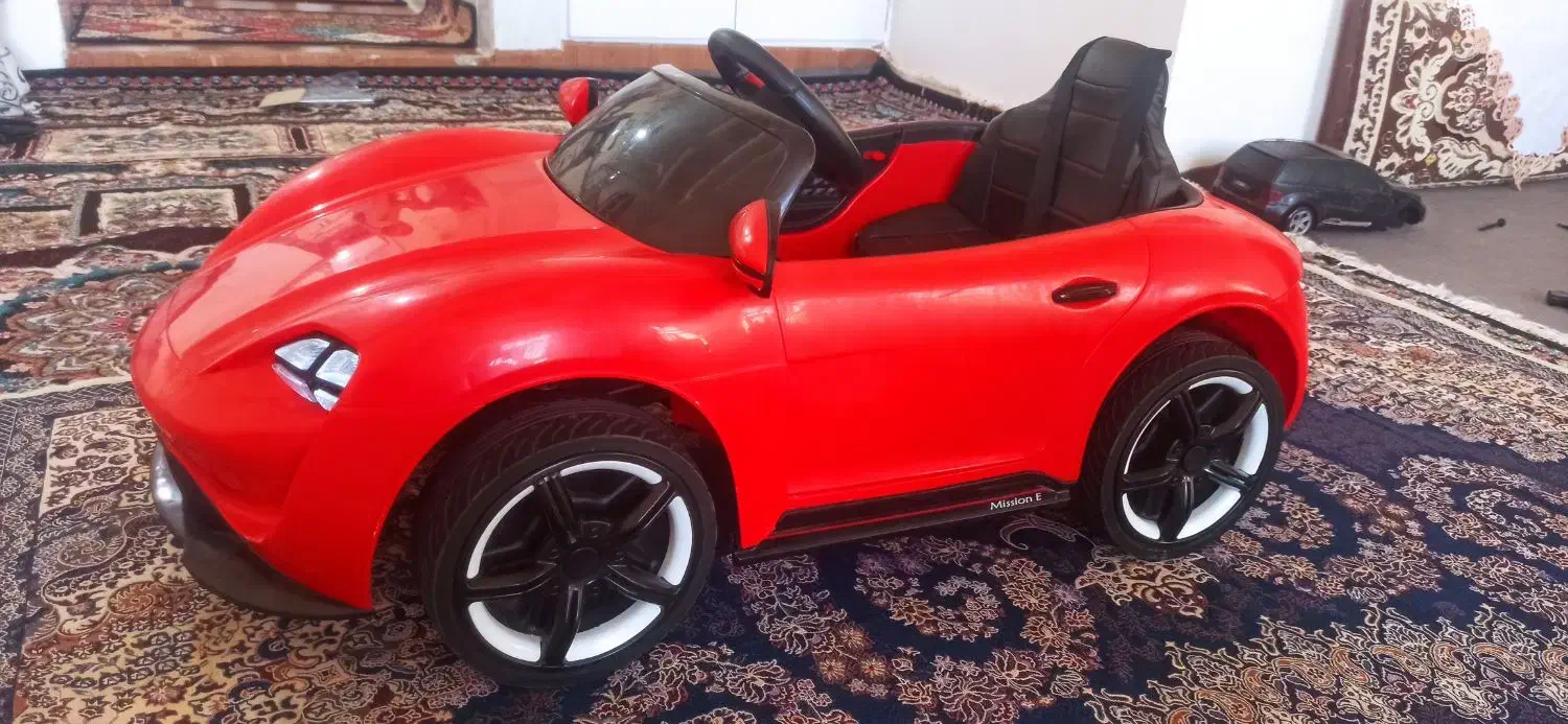 ماشین شارژی پورشه|اسباب‌بازی بچه|تربت جام, المهدی|دیوار