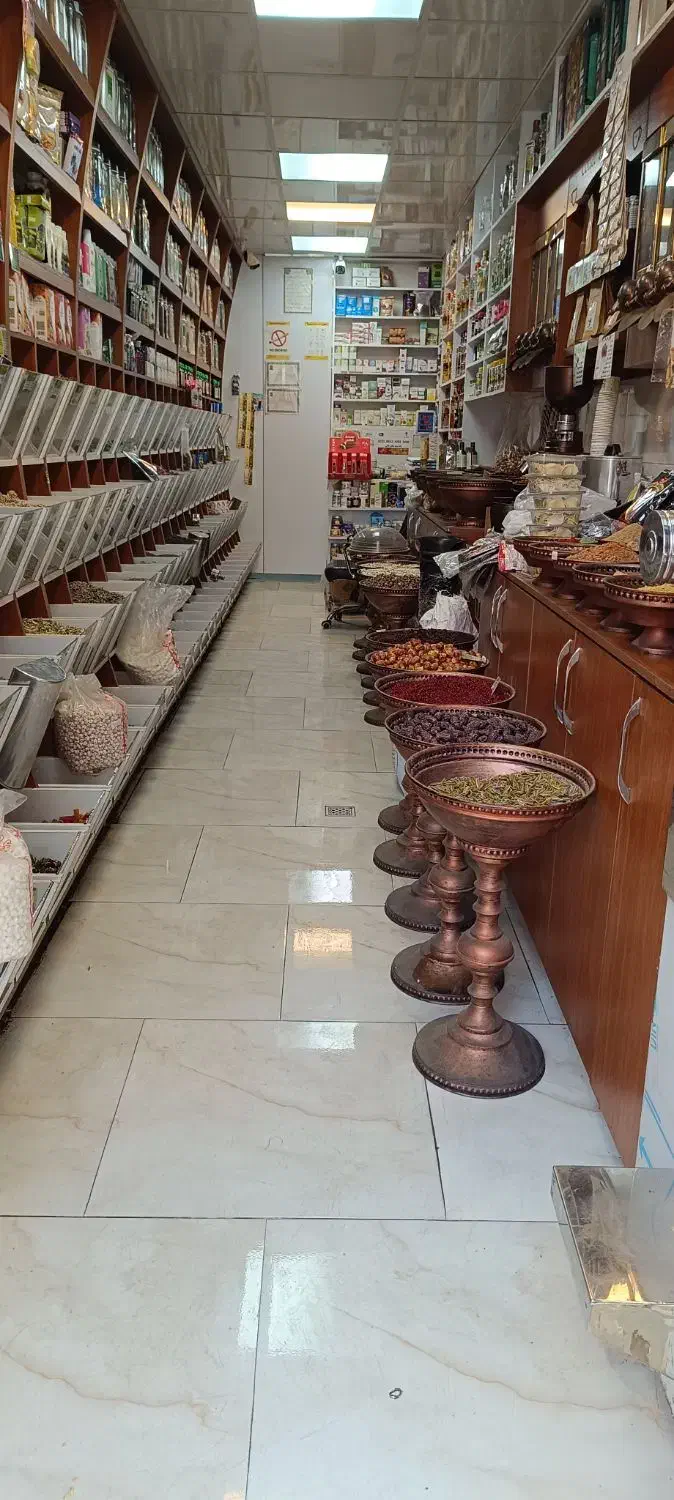 فروشنده ساده عطاری|استخدام خدمات فروشگاه و رستوران|تهران, شهرک پاسداران|دیوار