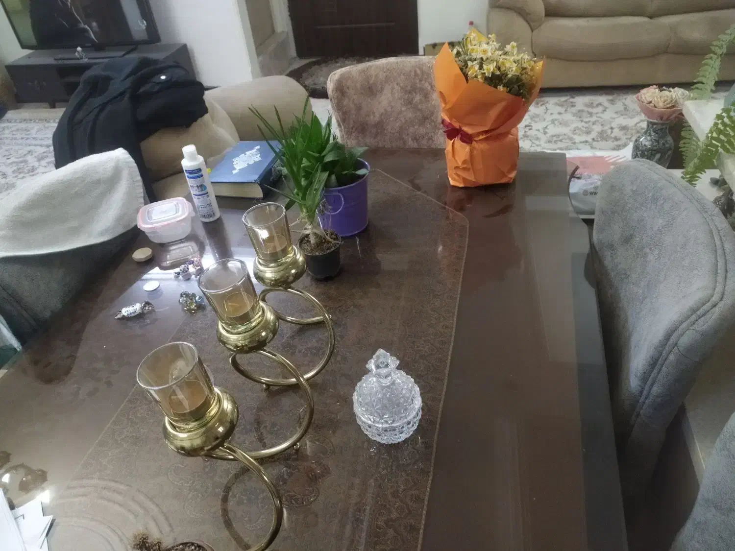 شیشه میز ناهارخوری|مبلمان خانگی و میز عسلی|تهران, دهم فروردین|دیوار