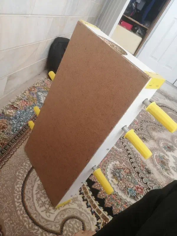 فروش یک عدد فوتبال دستی500 نو سالم تغییر شغل|ورزشهای توپی|میبد, |دیوار