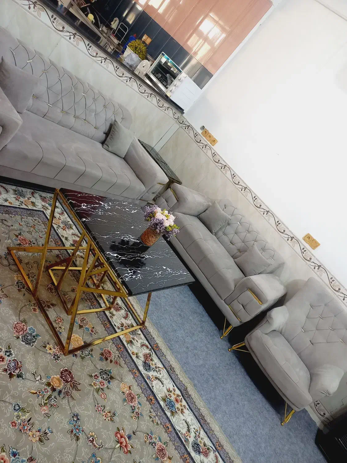 مبل ۷نفره|مبلمان خانگی و میز عسلی|سرپل ذهاب, |دیوار