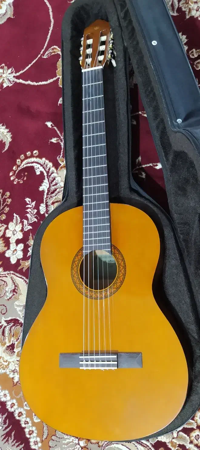 گیتار C40مارک یاماها|گیتار، بیس، امپلیفایر|برازجان, |دیوار