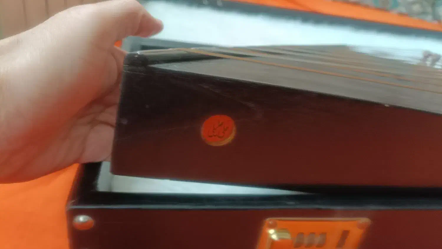 سنتور و پایه نگهدارنده سنتور|سازهای سنتی|مشهد, هفت تیر (آب و برق)|دیوار