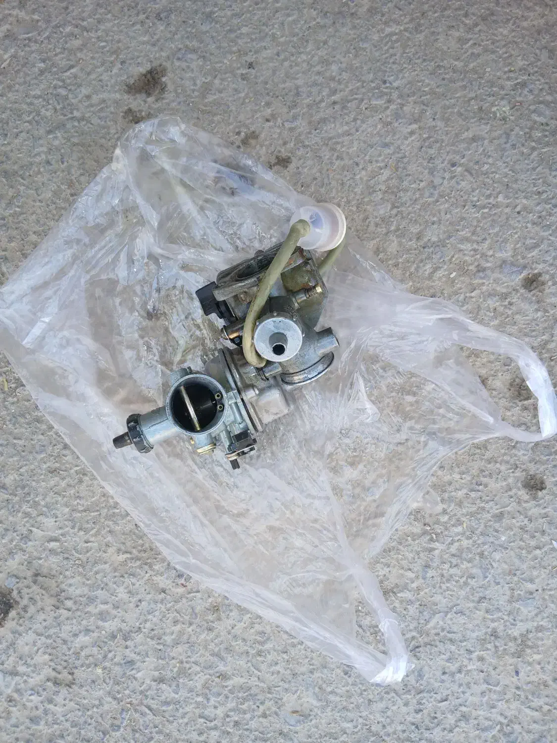 کاربرات دوتاش ۵۰۰|قطعات یدکی و لوازم جانبی|اردکان, |دیوار