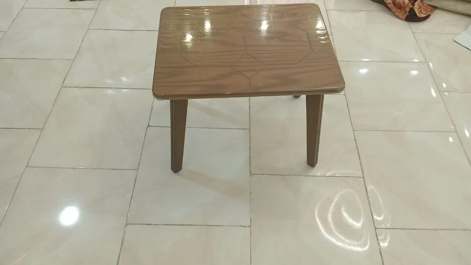 جلو مبلی و سه عسلی|مبلمان خانگی و میز عسلی|خمام, |دیوار