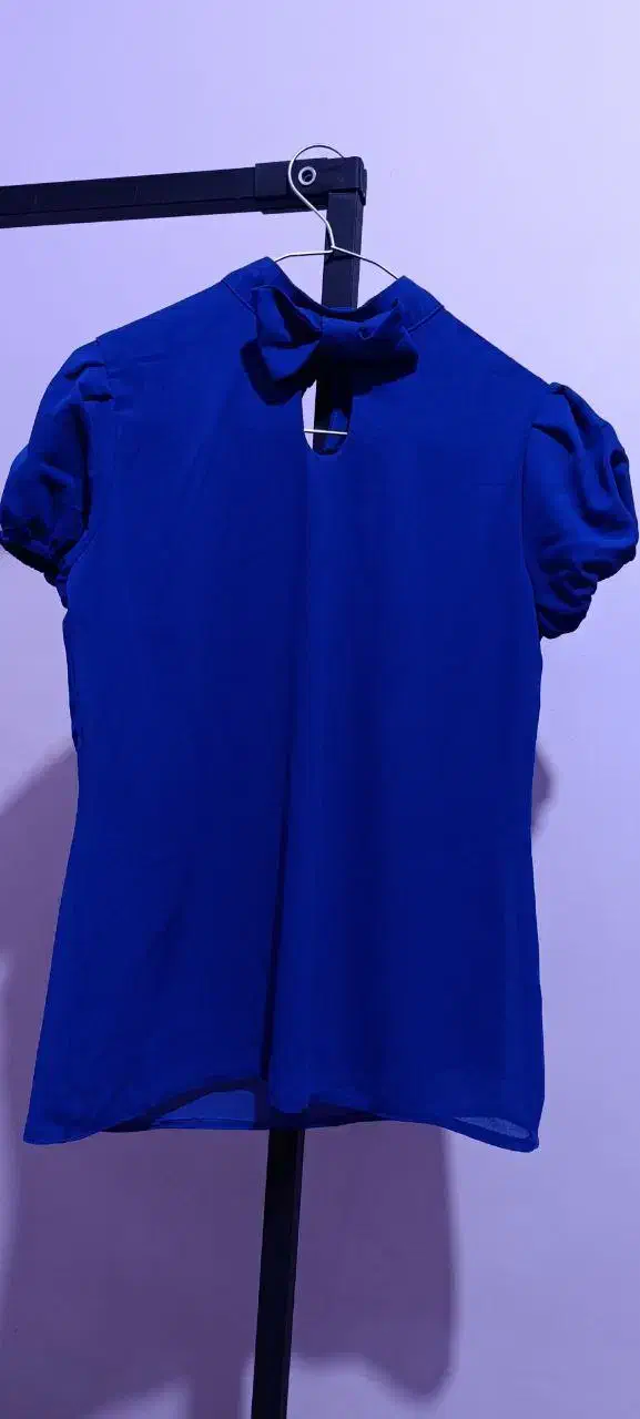 شومیز|لباس|دورود, |دیوار