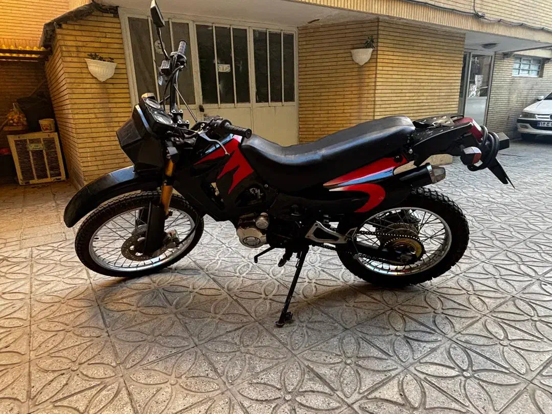 موتور تریل پیشرو ۲۰۰سی سی|موتورسیکلت|همدان, |دیوار