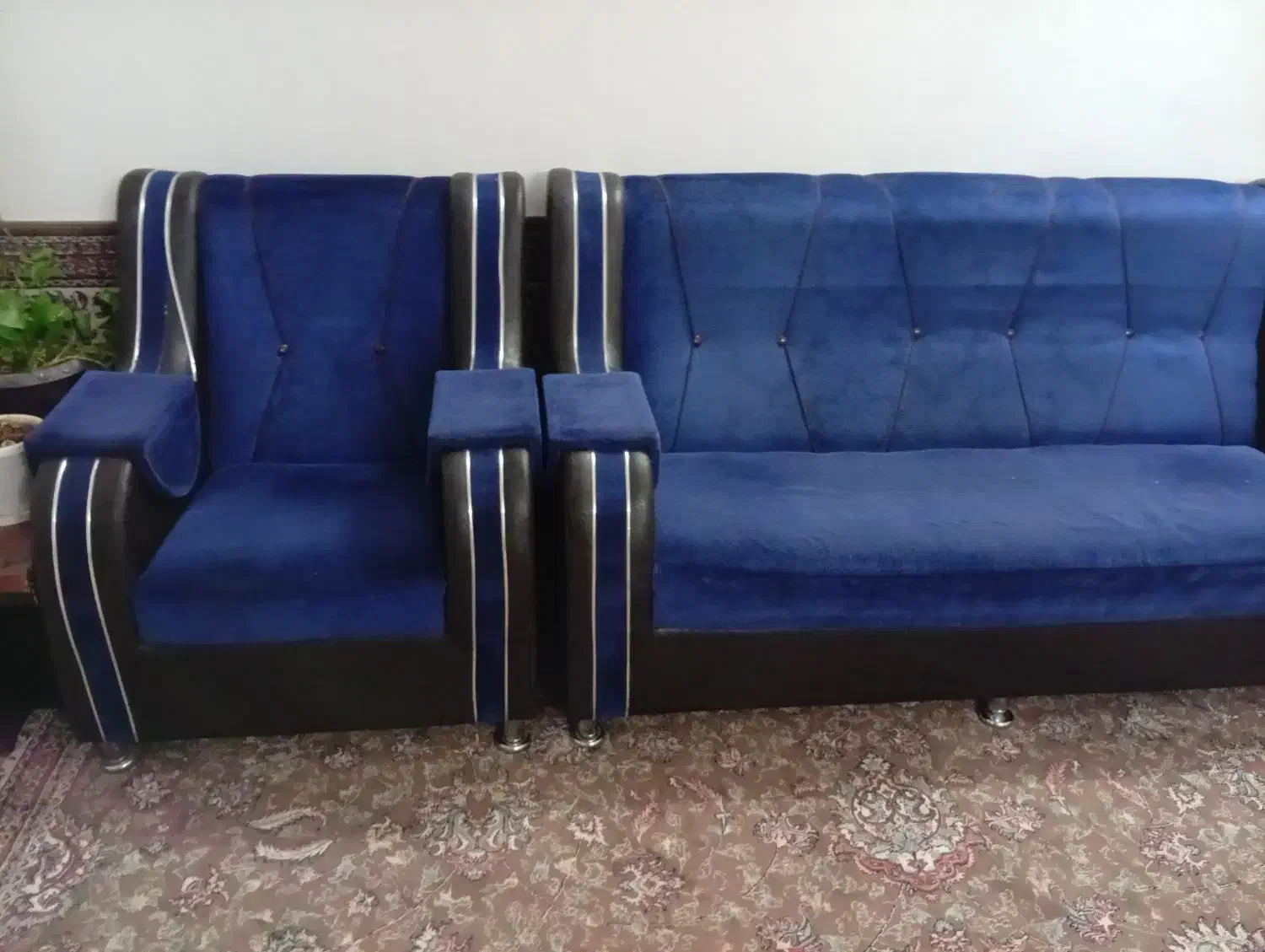 مبل|مبلمان خانگی و میز عسلی|گلبهار, شهر جدید گلبهار|دیوار