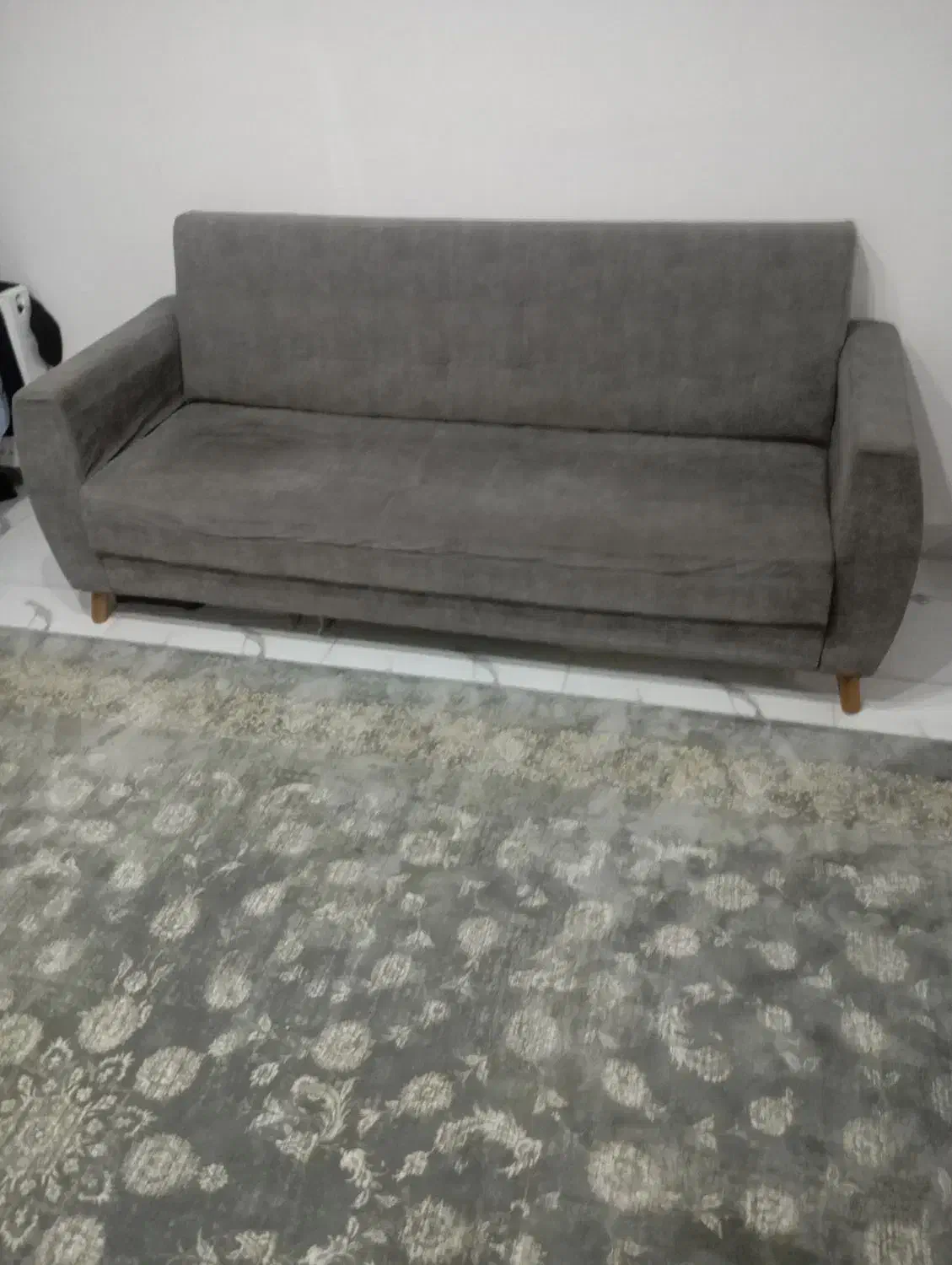 مبل ۷ نفره تمیز و در حد|مبلمان خانگی و میز عسلی|رشت, جماران|دیوار