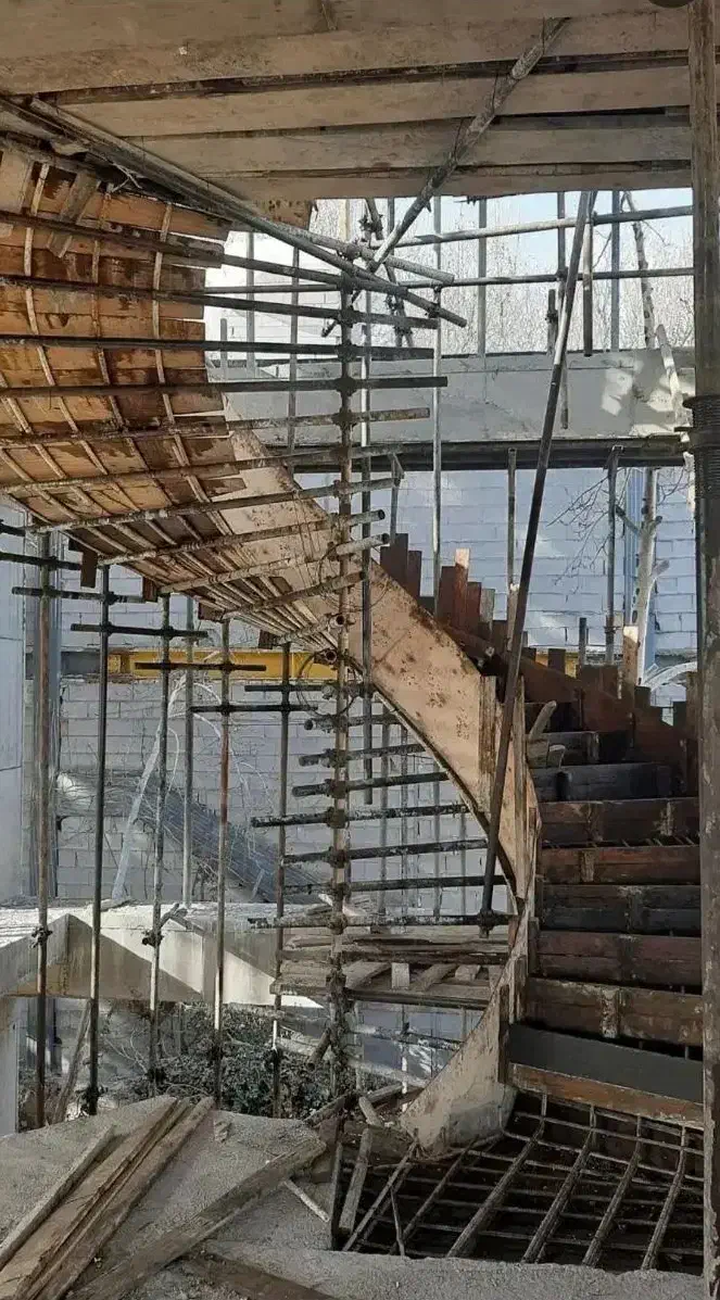 نصب داربست حرفه ای در کل تهران و حومه فوری و ایمن|خدمات پیشه و مهارت|تهران, فلسطین (میدان انقلاب)|دیوار