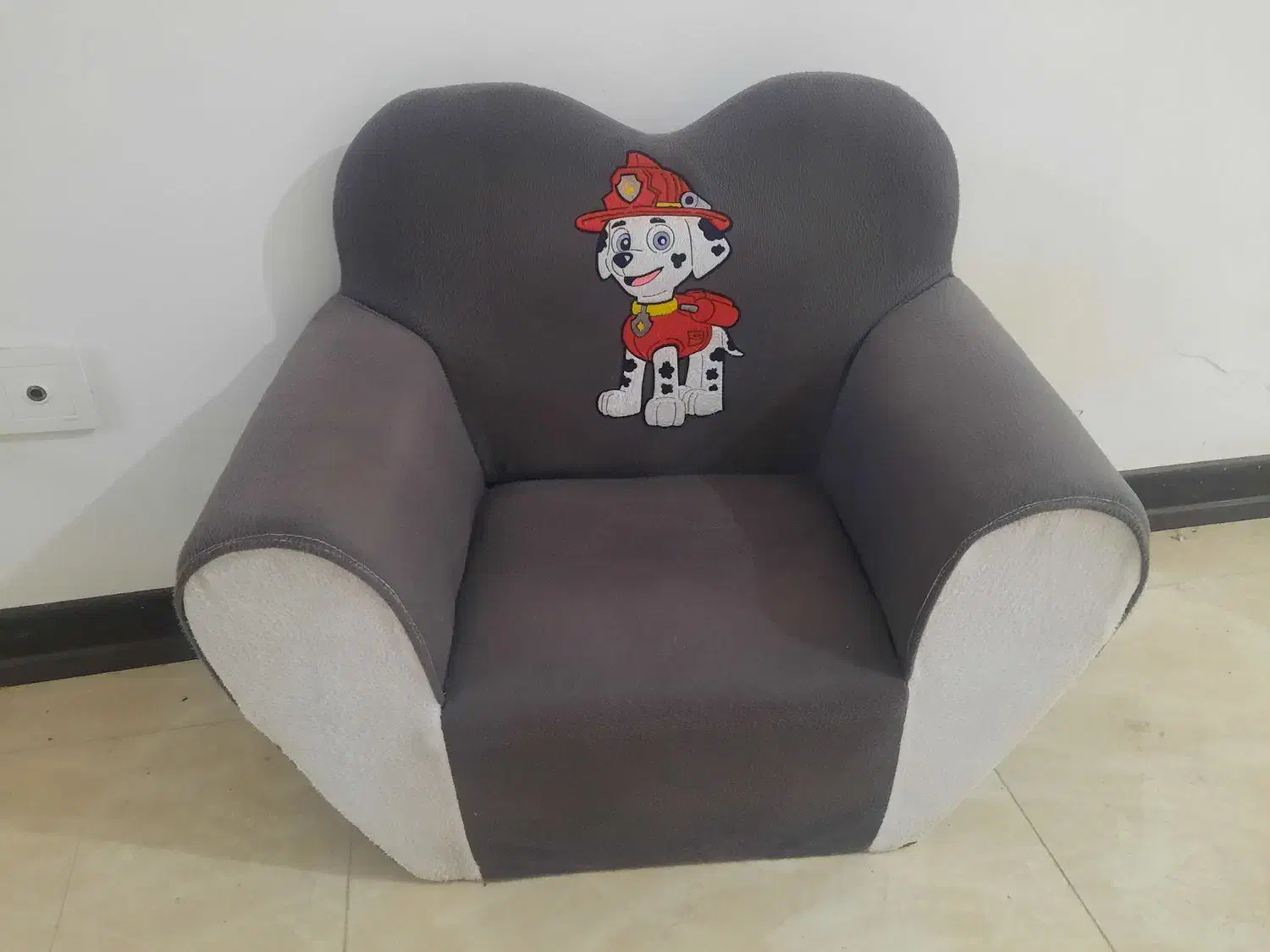 صندلی مبلی کودک|تخت و صندلی بچه|سنندج, |دیوار