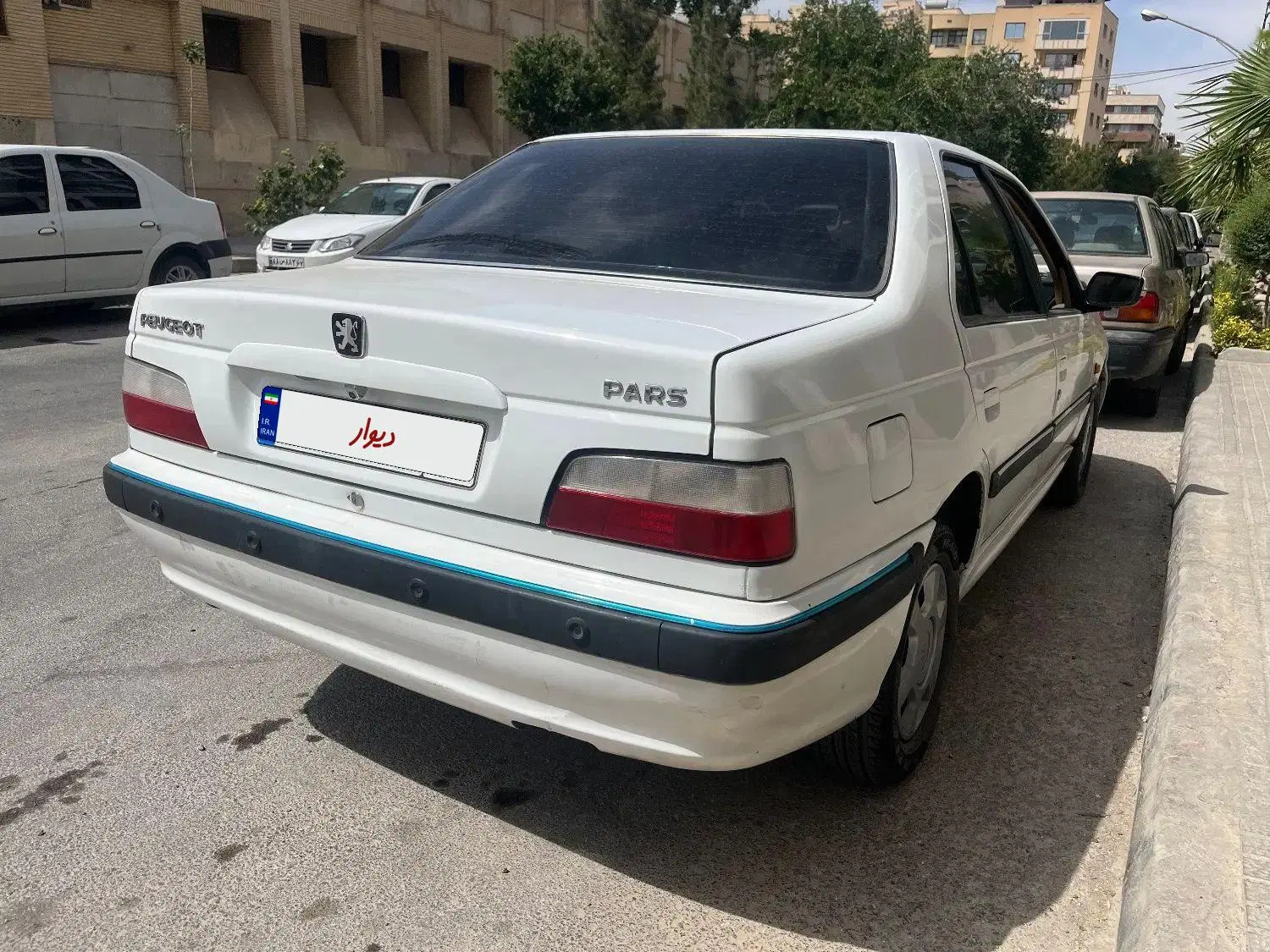 پژو پارس|خودرو سواری و وانت|اصفهان, پروین|دیوار