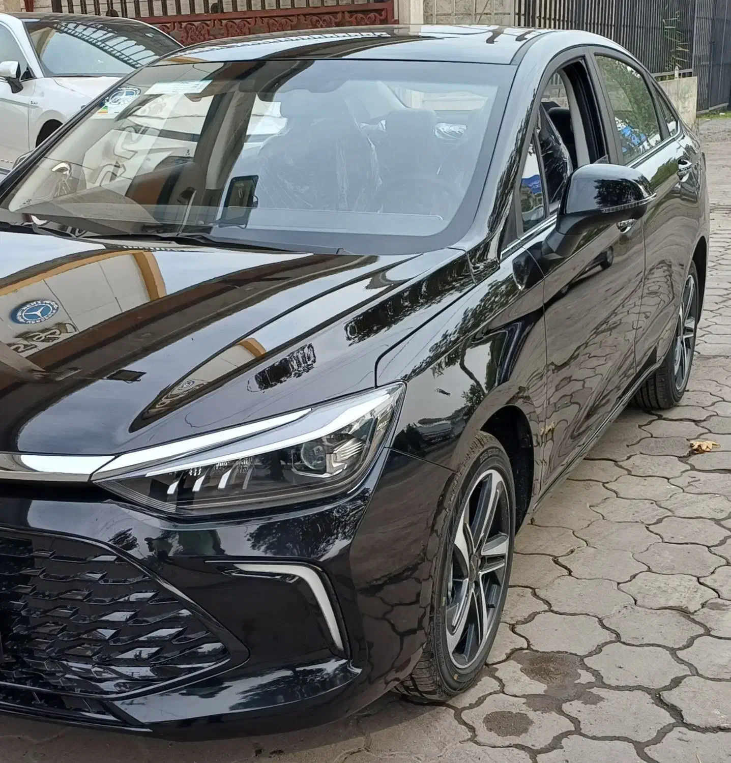 بیجینگ سابرینا یو ۵ پلاس|خودرو سواری و وانت|رشت, سعدی (تختی)|دیوار