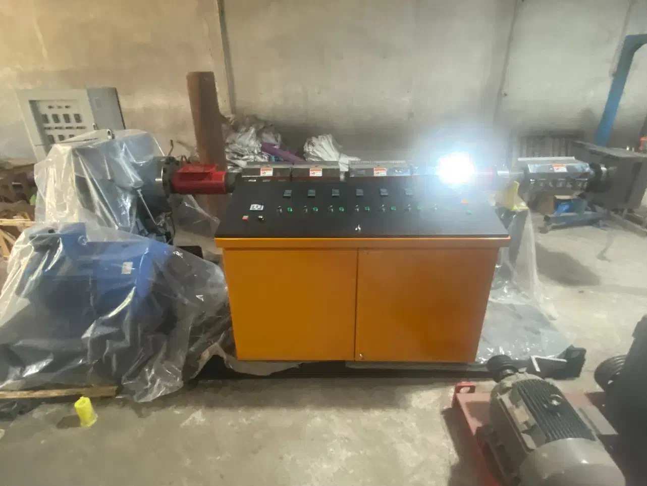 دستگاه تولید گرانول و کامپاند|ماشین‌آلات صنعتی|شهریار, اسد‌آباد|دیوار