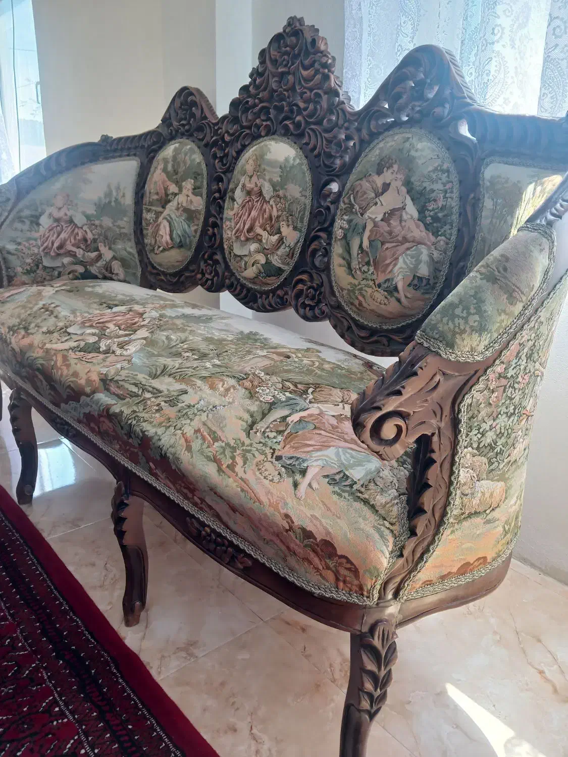 مبل انتیک و قدیمی وپارچه طرح لیلی مجنون|مبلمان خانگی و میز عسلی|تهران, منیریه|دیوار