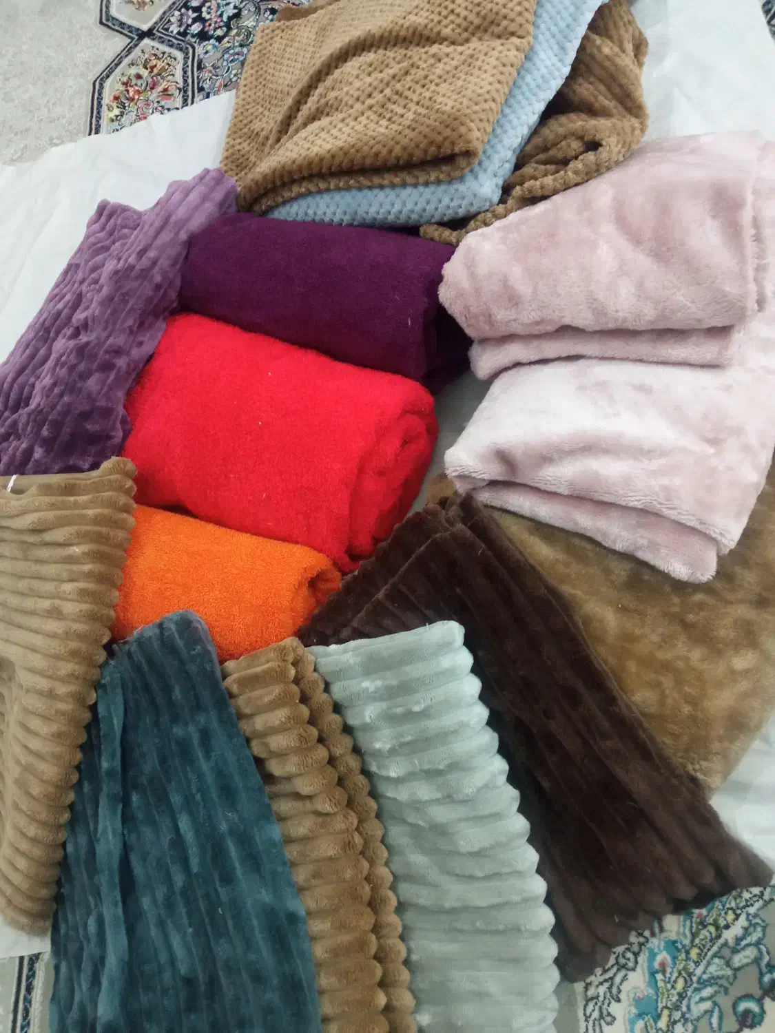 عکس|مواد شوینده و دستمال کاغذی|قائن, |دیوار