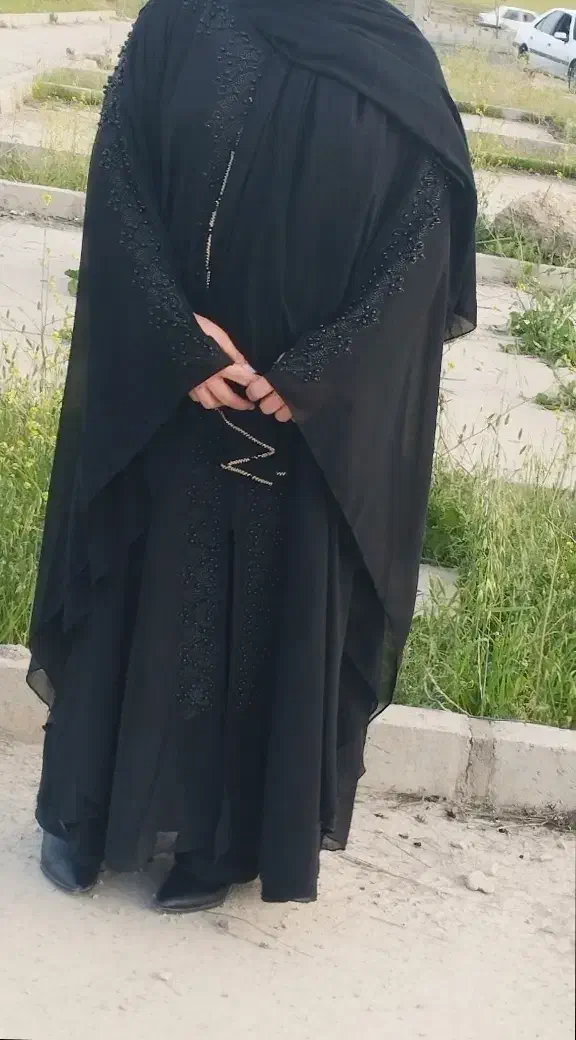 مانتو تمام کرپ عبایی منجوق دوزی بسیار شیک|لباس|دوگنبدان, |دیوار