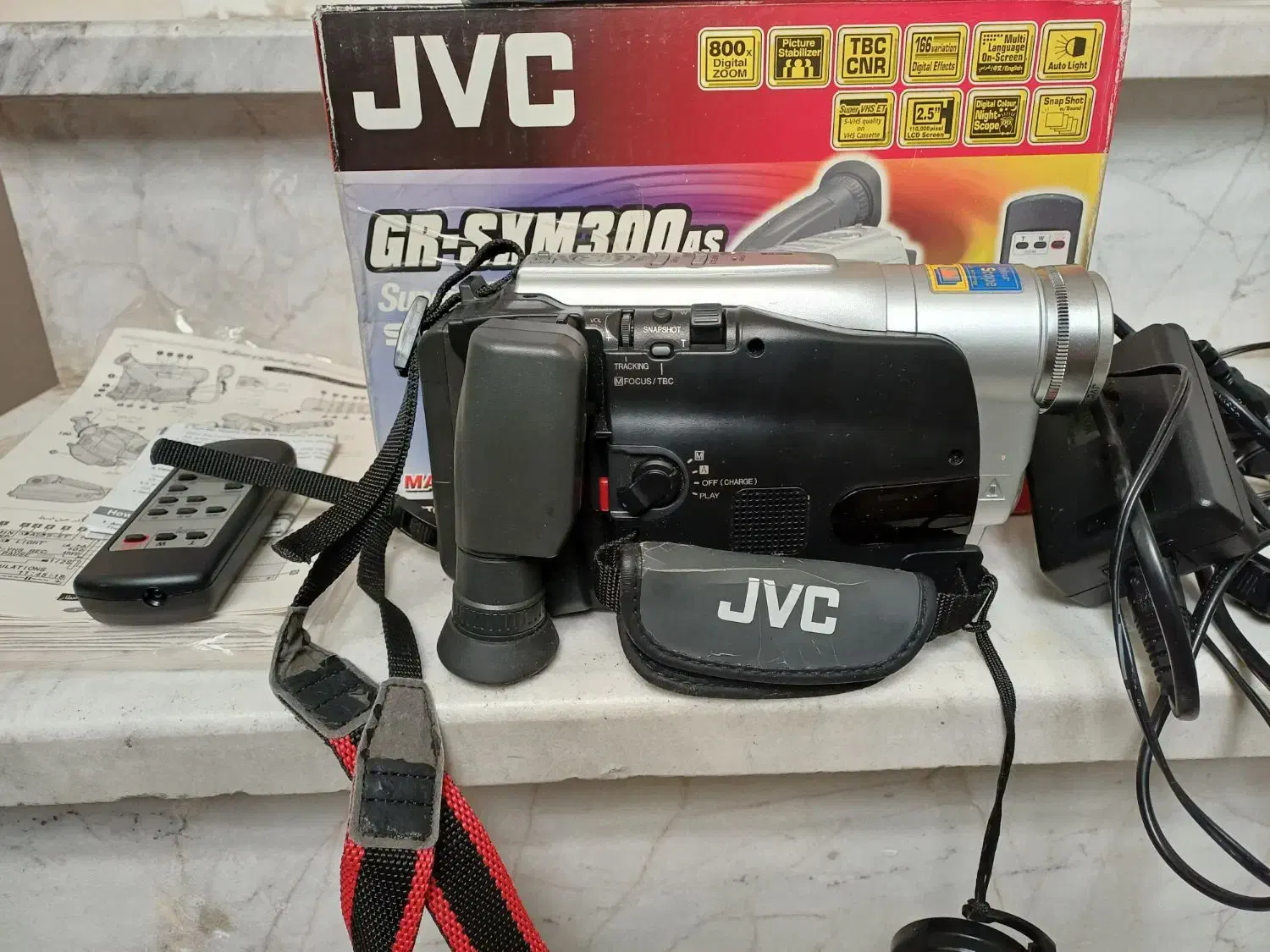 دوربین فیلمبرداری  و عکاسی یاشیکا وپایه دوربین|دوربین عکاسی و فیلم‌برداری|چهاردانگه (تهران), |دیوار