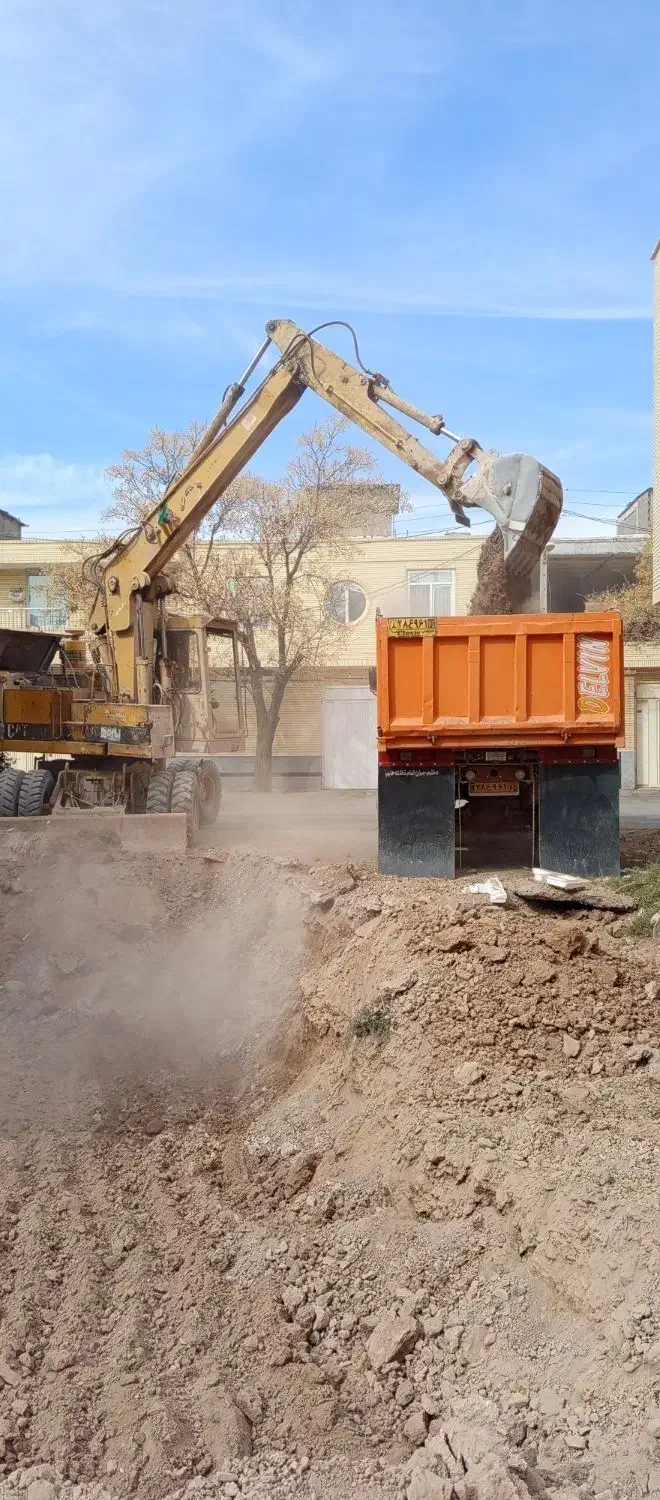 اجرای عملیات خاکبرداری و گودبرداری و شفته|خدمات پیشه و مهارت|کرمان, |دیوار