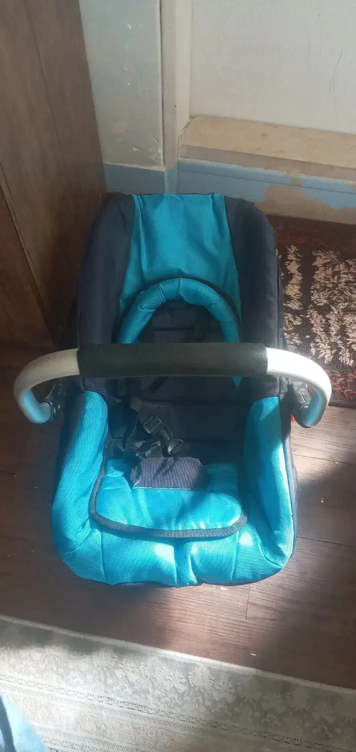 کریر|کالسکه و لوازم جانبی|فردیس, خیام غربی|دیوار