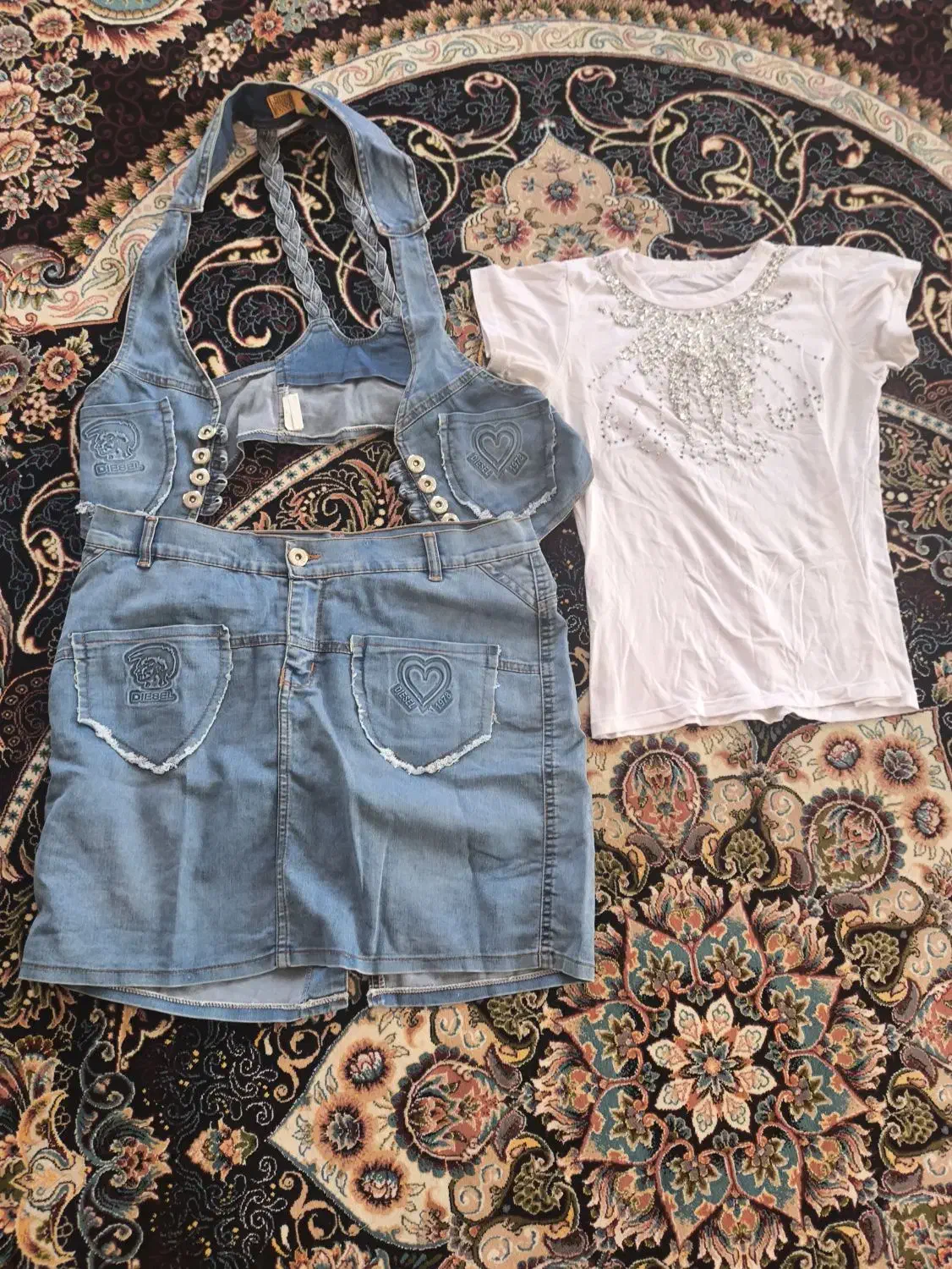 مجلسی شیک|لباس|شازند, |دیوار