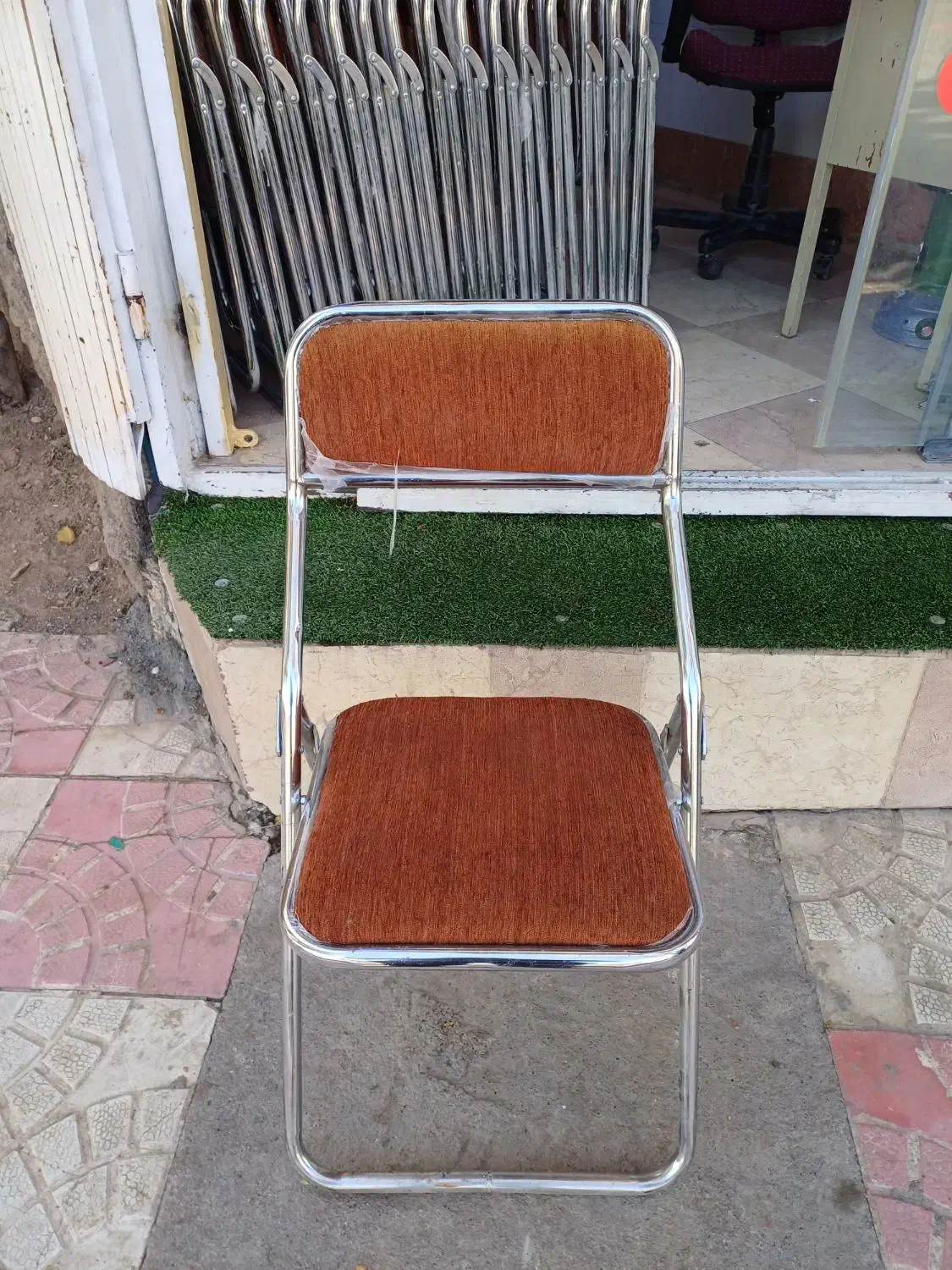 صندلی تاشو و|صندلی و نیمکت|فیروزآباد (لرستان), |دیوار