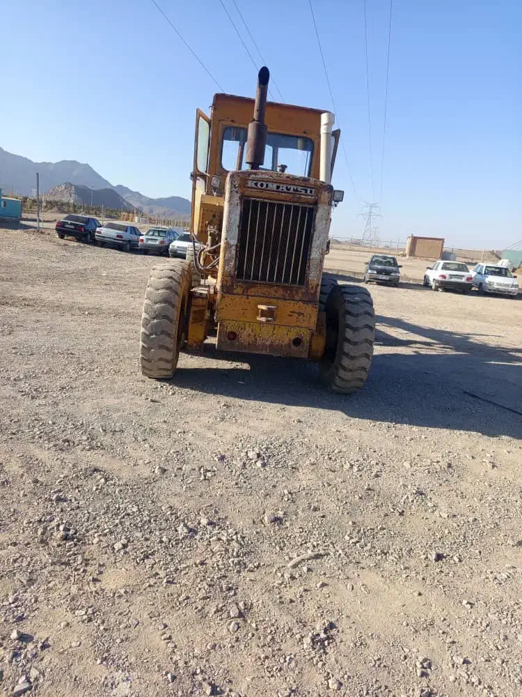 گریدر جی دی 40|خودرو سنگین|سیرجان, |دیوار