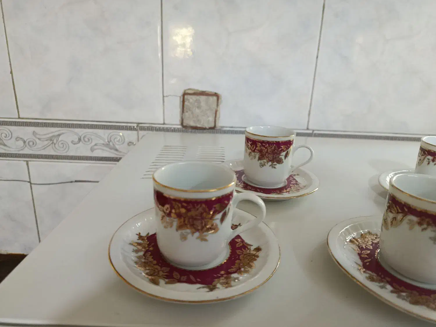 فنجون ونلبکی قدیمی|کلکسیون اشیاء عتیقه|برخوار, |دیوار