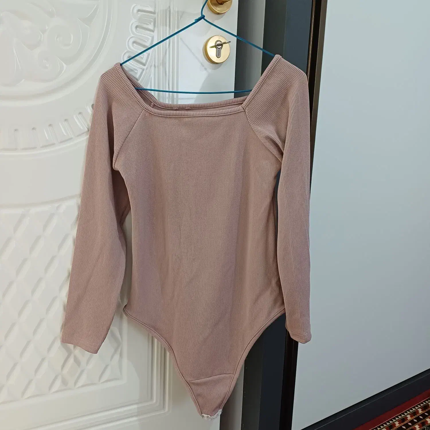 بادی|لباس|ارومیه, |دیوار