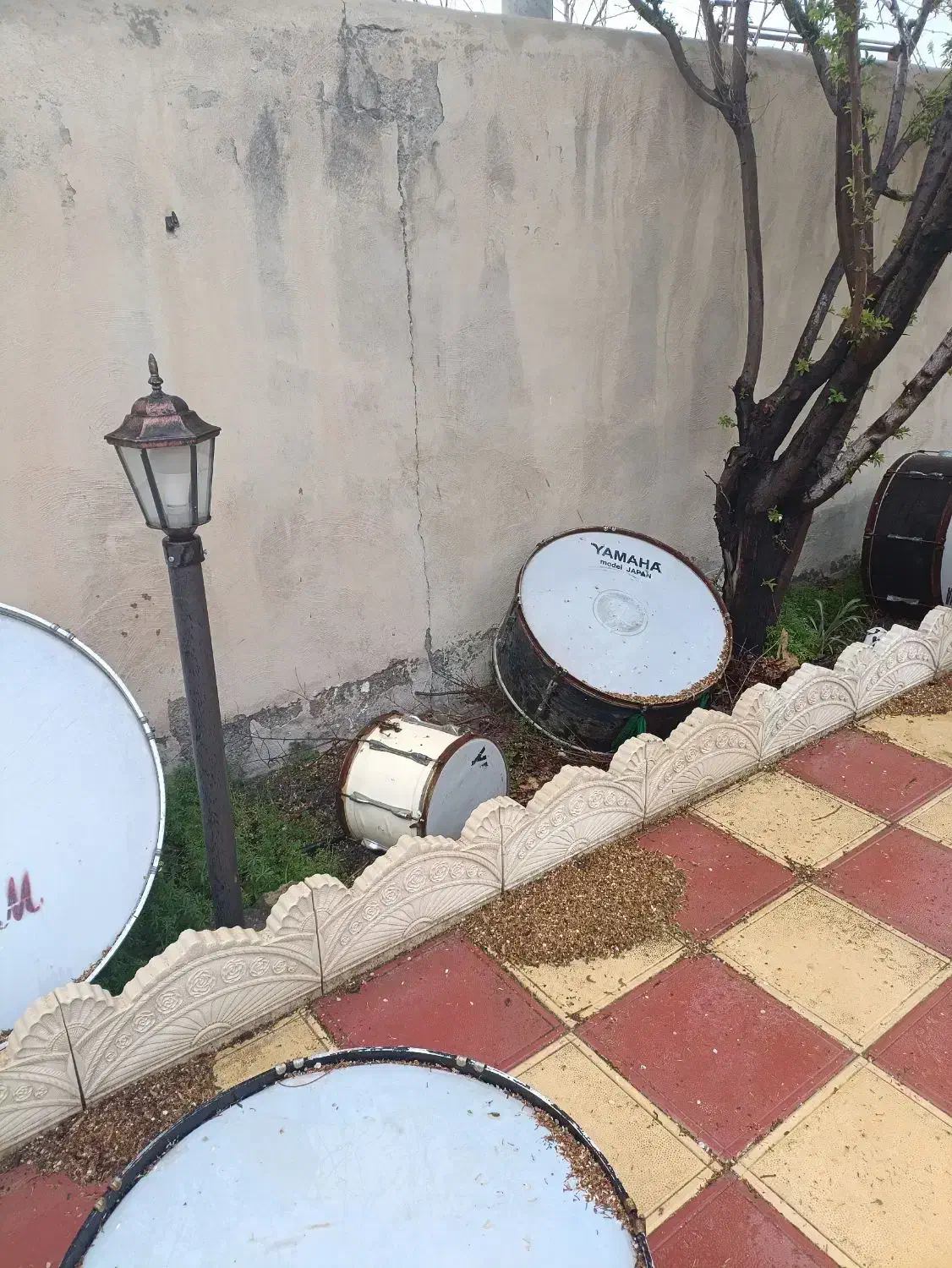طبل|درام و پرکاشن|اراک, |دیوار