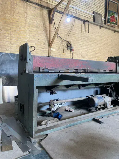 استخدام نیرو صفر یا نیمه ماهر صنایع فلزی کابینت|استخدام صنعتی، فنی، مهندسی|یزد, |دیوار