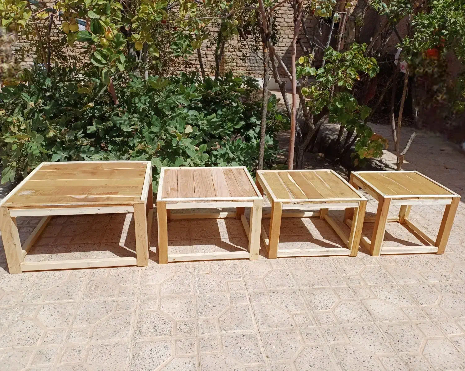 کرسی|مبلمان خانگی و میز عسلی|گناباد, |دیوار