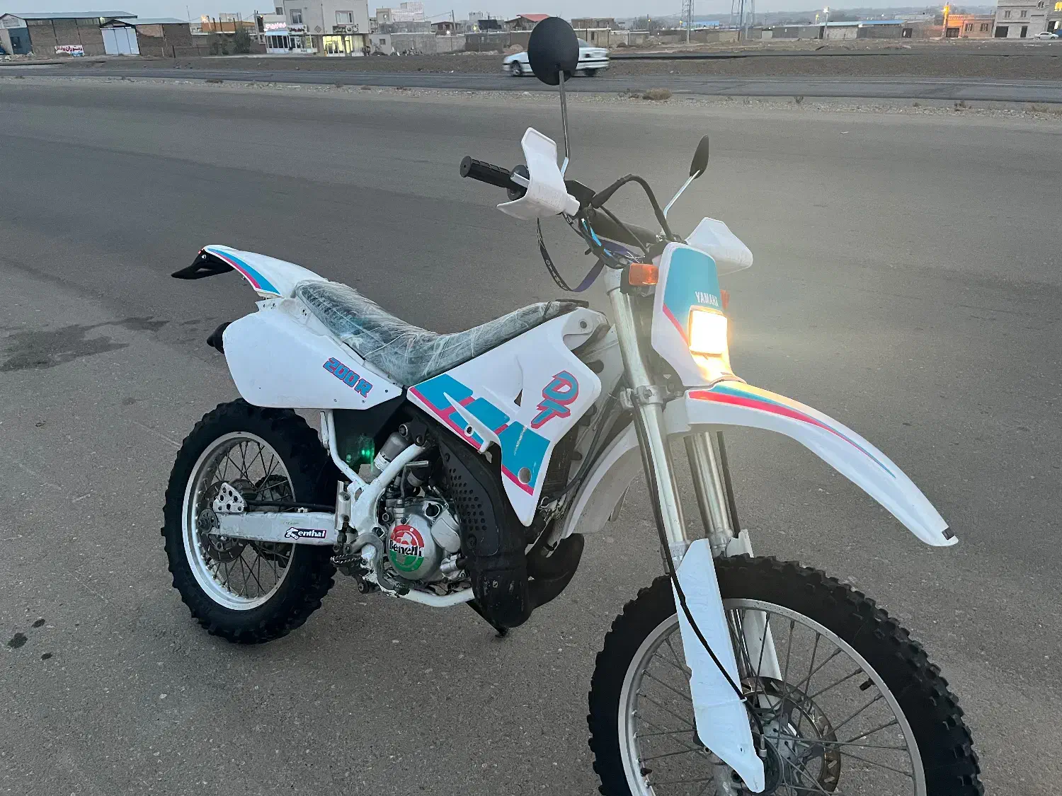 WR200زین دوشاخ crm dt|موتورسیکلت|آفتاب, |دیوار