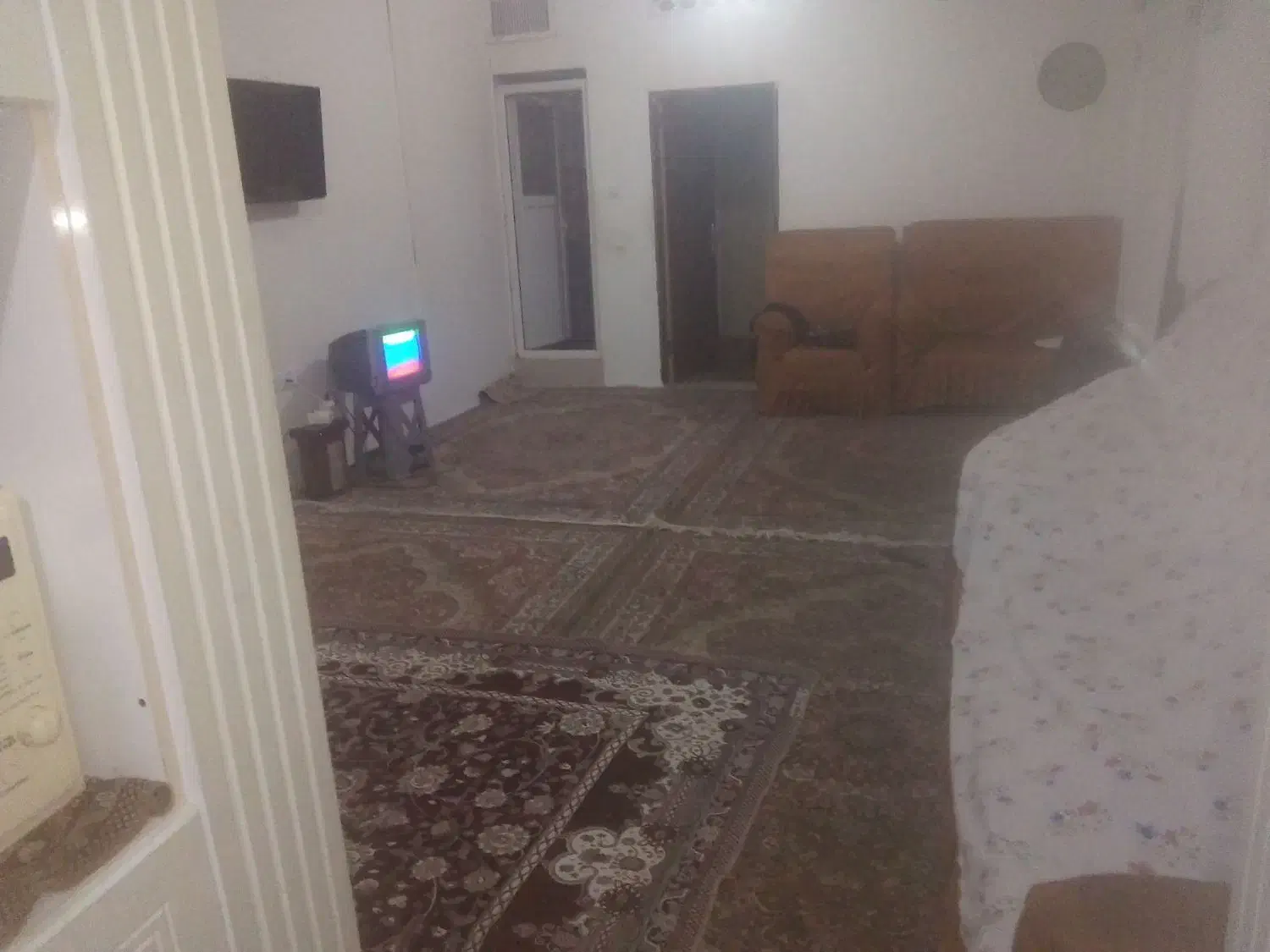 سوییت اجاره طبرسی وشهدا اتاق تک موجود300|اجارهٔ کوتاه‌مدت آپارتمان و سوئیت|مشهد, نظام دوست|دیوار