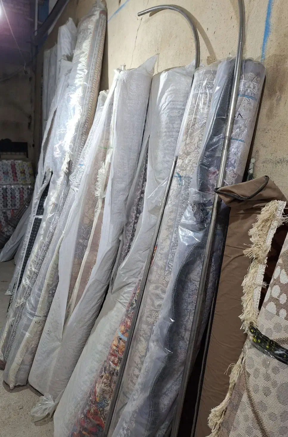 زیر قیمت کل بازار قالی|فرش|دوگنبدان, |دیوار