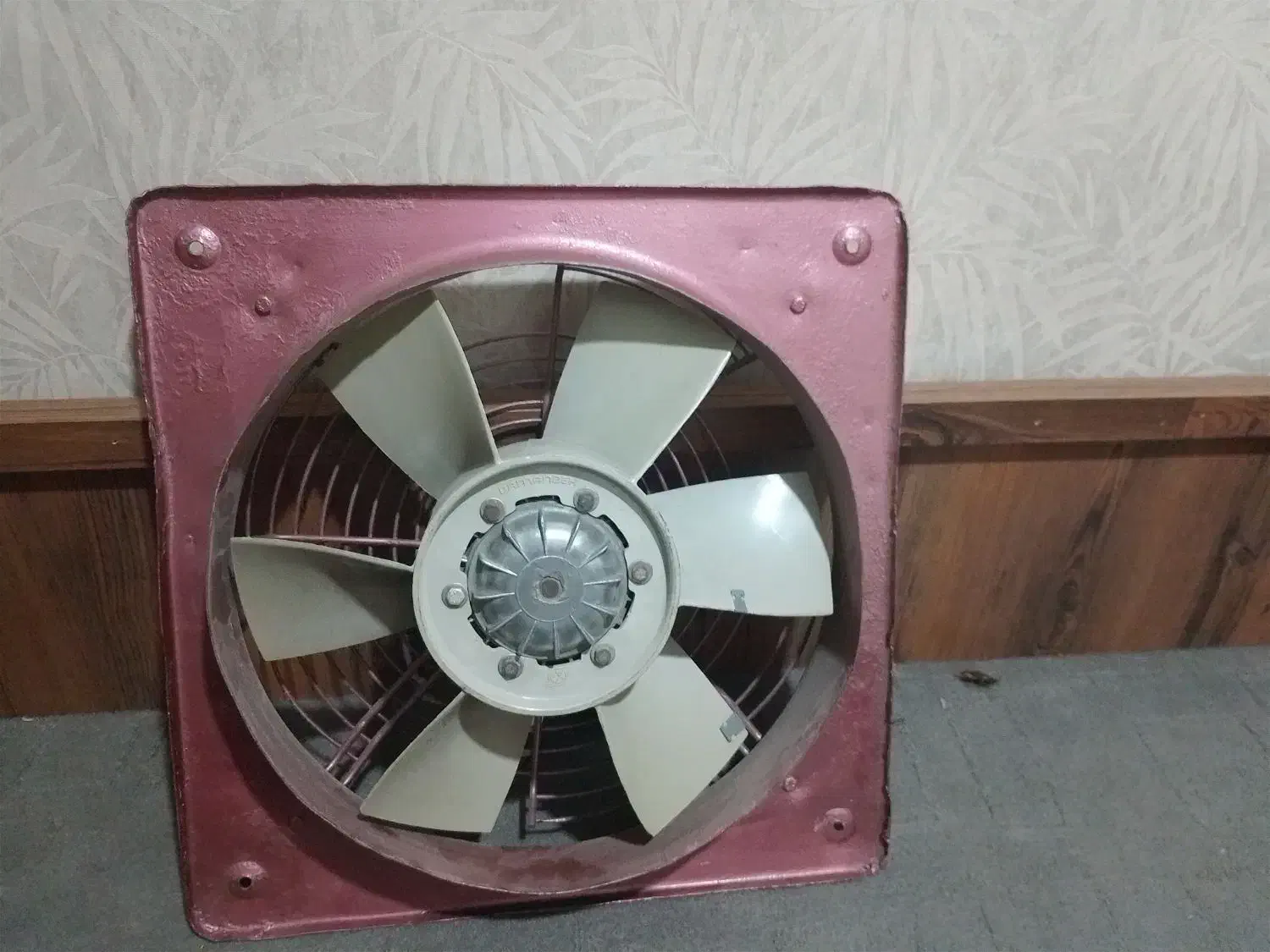 هواکش 60*60 سالم و پر قدرت|پنکه و تصفیه‌کنندهٔ هوا|مشهد, ابوذر|دیوار