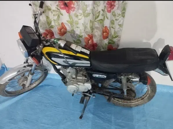 موتور هوندا|موتورسیکلت|سنقر, |دیوار