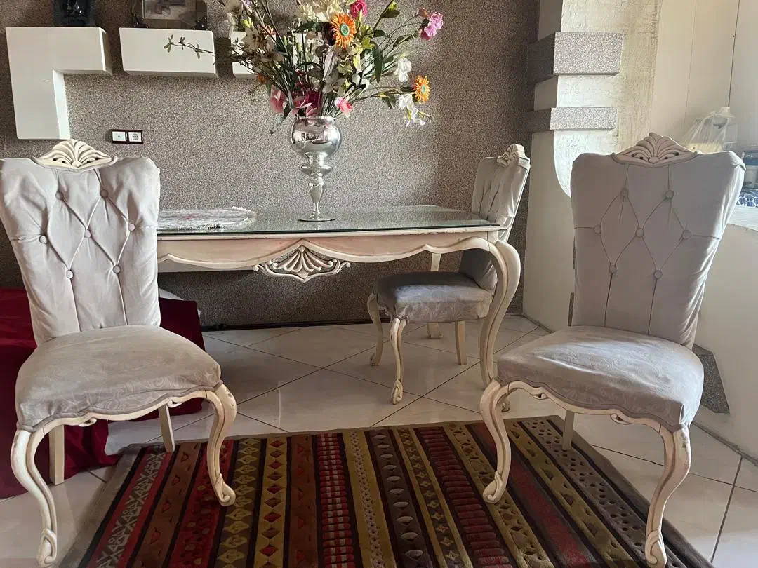 جاکفشی دلاور میز ناهار خوری فرش و بوفه|جاکفشی، کمد، دراور|احمدآبادمستوفی, |دیوار