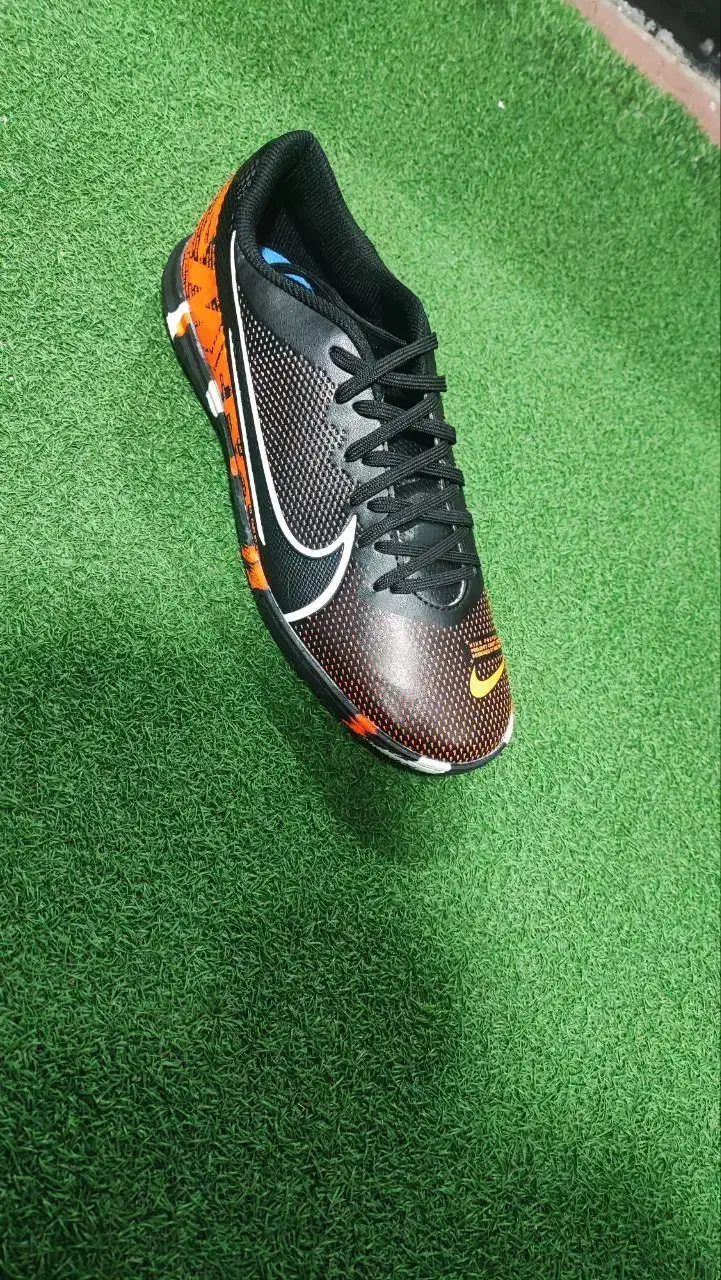 کفش فوتسال طرح نایک ویپور نارنجی ومشکی|کیف، کفش، کمربند|اردبیل, |دیوار