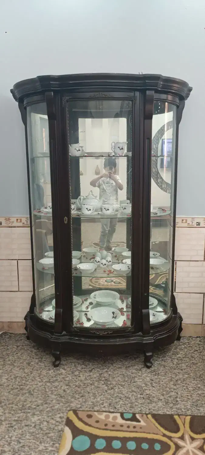 تعدادی وسایل خانه|میز و صندلی غذاخوری|سوسنگرد, |دیوار