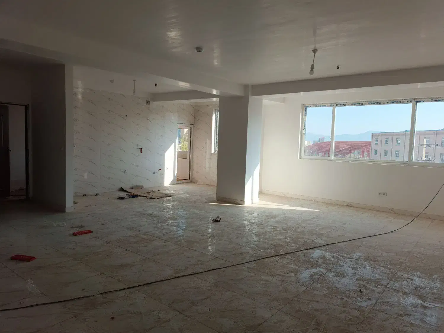 آپارتمان نوساز /کلیدنخورده/ شهرک اندیشه|فروش آپارتمان|میانه, |دیوار