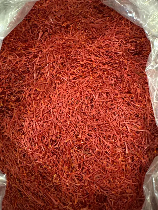 زعفران سوپر نگین مشهد صادراتی|خوردنی و آشامیدنی|شیراز, شاه قلی بیگی|دیوار