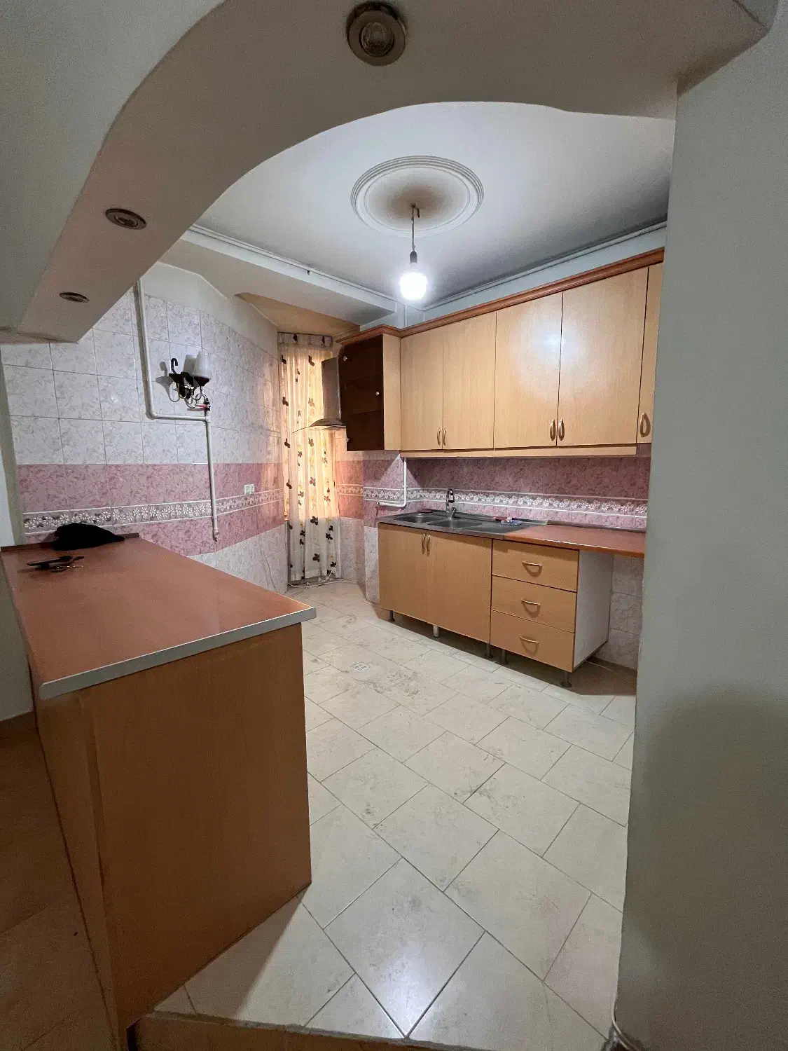 کابینت MDF رنگ چوب دست‌دوم تمیز و خوش‌ساخت|مصالح و تجهیزات ساختمان|کرج, گلشهر|دیوار