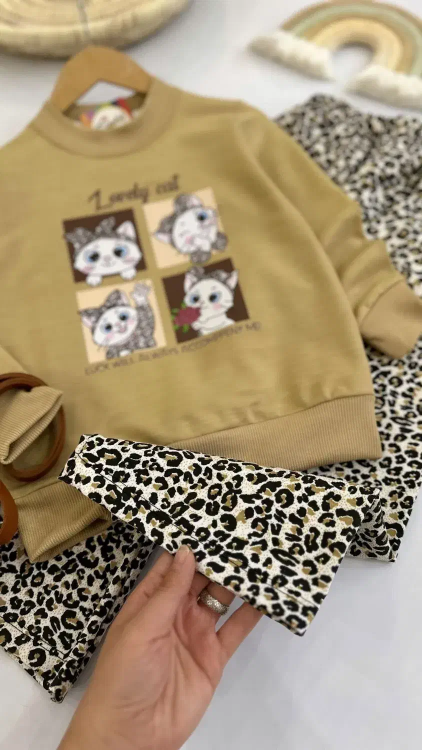 فضانورد و پلنگی|کفش و لباس بچه|رباطکریم, رباطکریم|دیوار